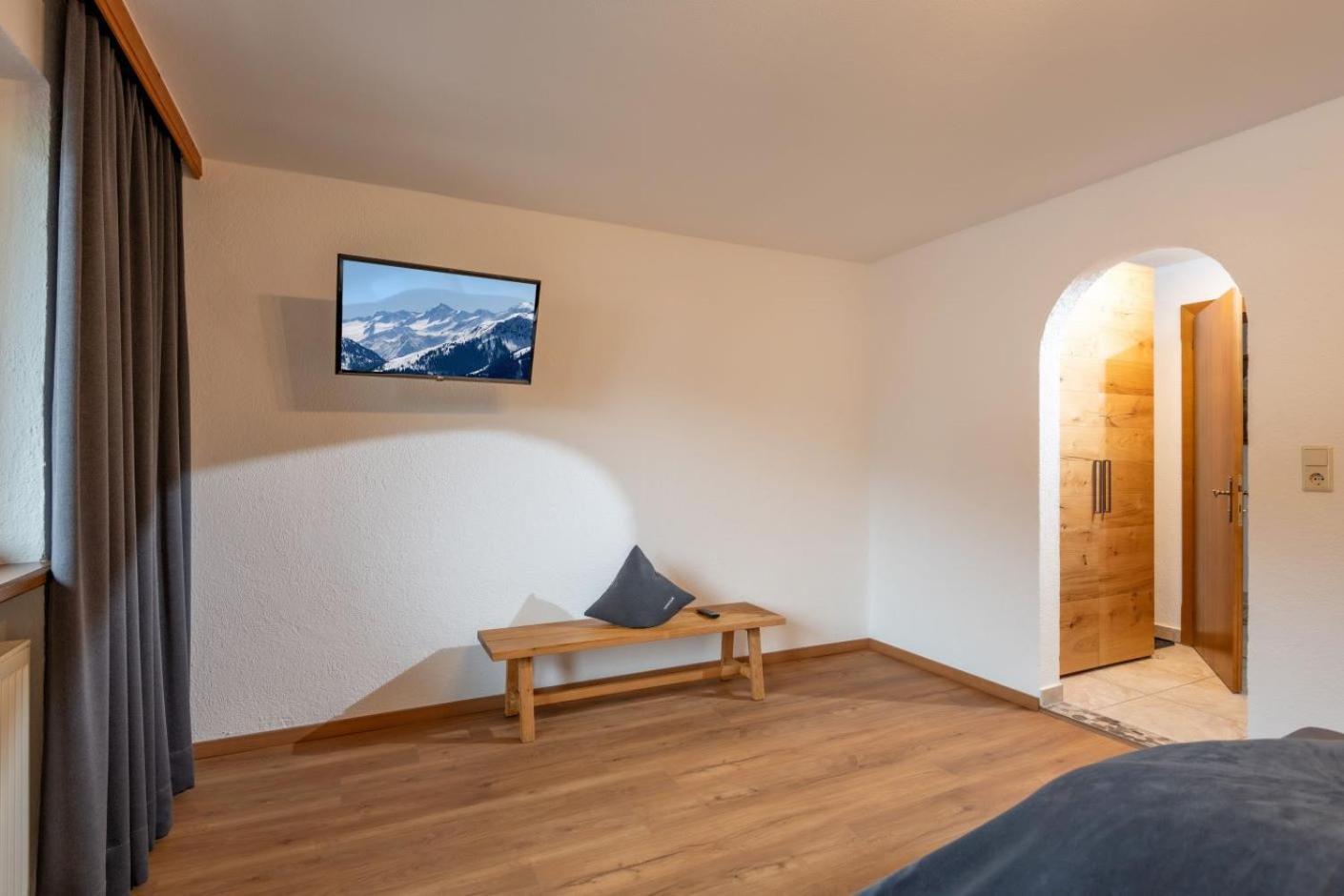 Ferienwohnung Haus Schroll Ried im Zillertal Exterior foto