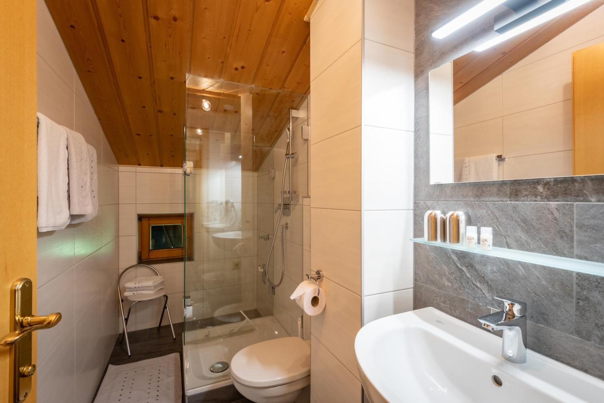 Ferienwohnung Haus Schroll Ried im Zillertal Exterior foto