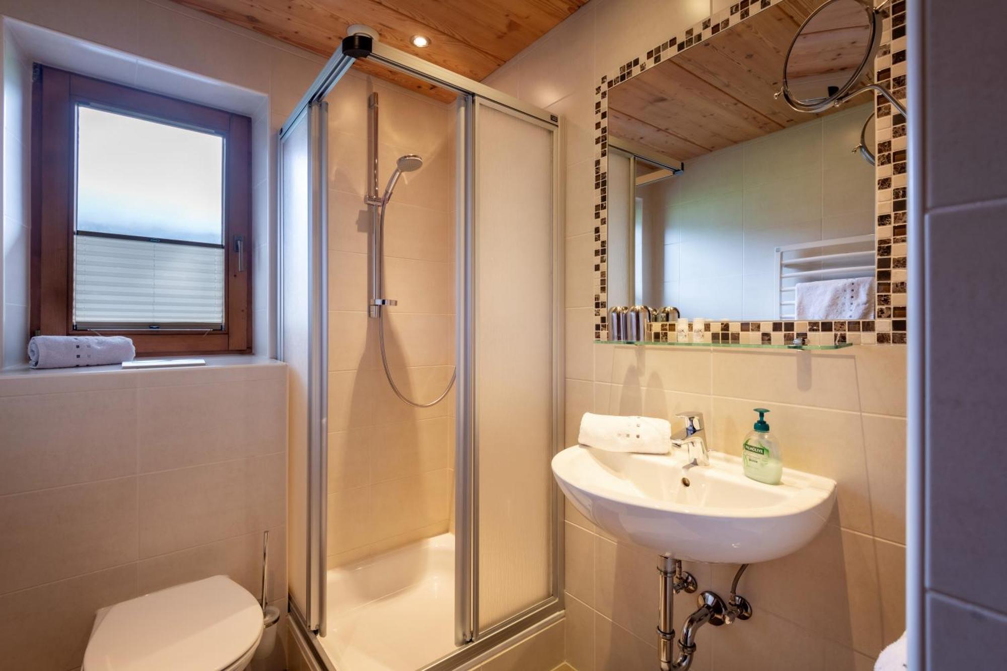 Ferienwohnung Haus Schroll Ried im Zillertal Exterior foto
