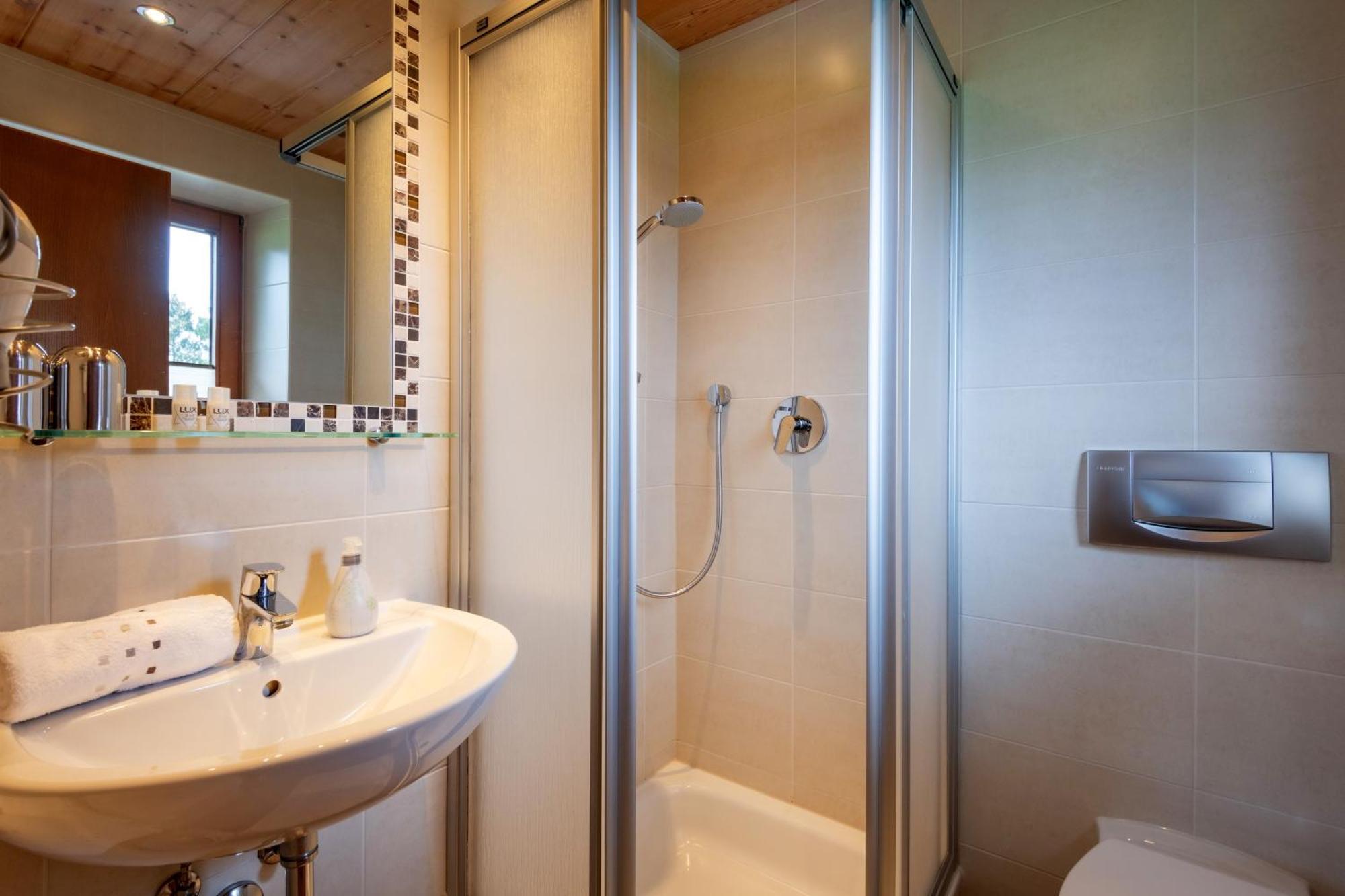 Ferienwohnung Haus Schroll Ried im Zillertal Exterior foto