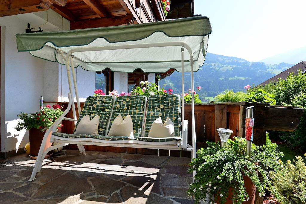 Ferienwohnung Haus Schroll Ried im Zillertal Exterior foto