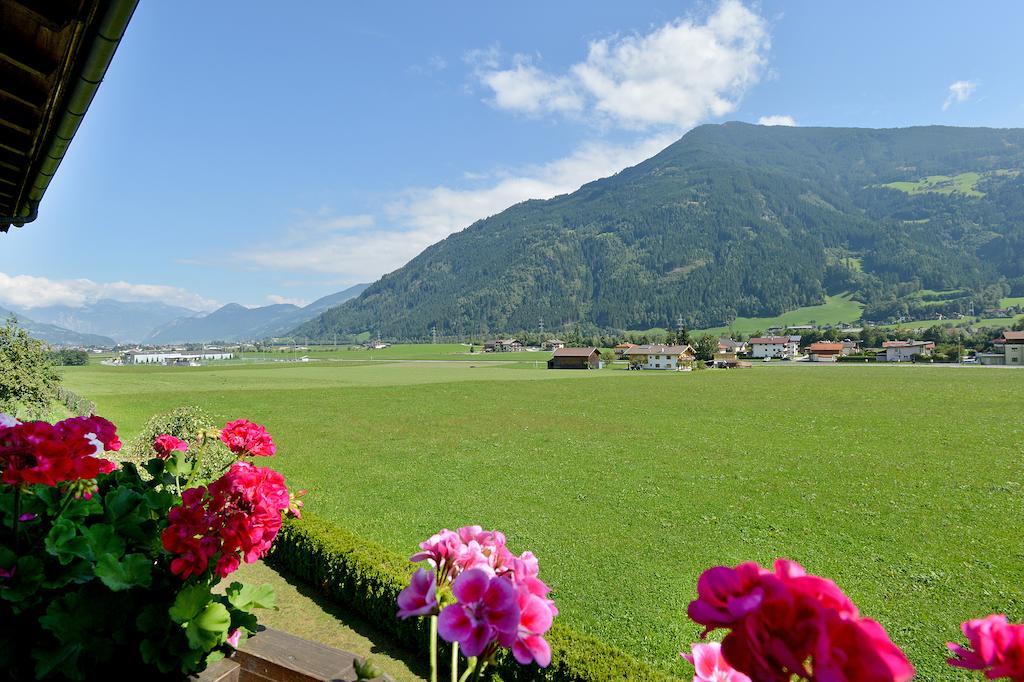 Ferienwohnung Haus Schroll Ried im Zillertal Exterior foto